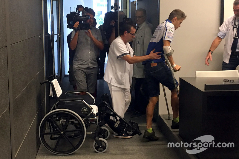 Tito Rabat, Avintia Racing en el hospital
