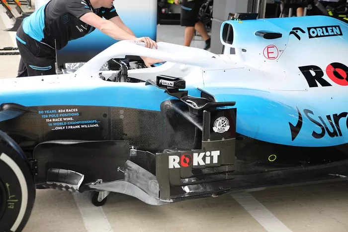 Detalhe lateral da Williams FW42 