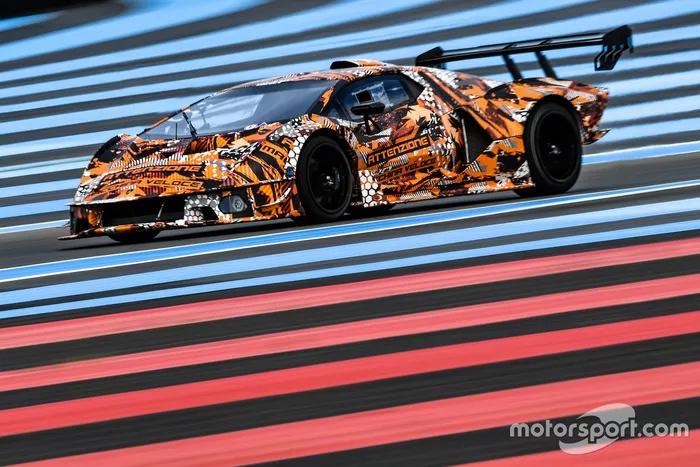 Lamborghini SCV12