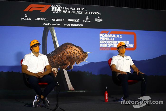 Carlos Sainz Jr., McLaren y Lando Norris, McLaren en la conferencia de prensa