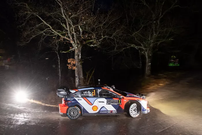 Thierry Neuville, Martijn Wydaeghe, Hyundai World Rally Team Hyundai i20 N Rally1