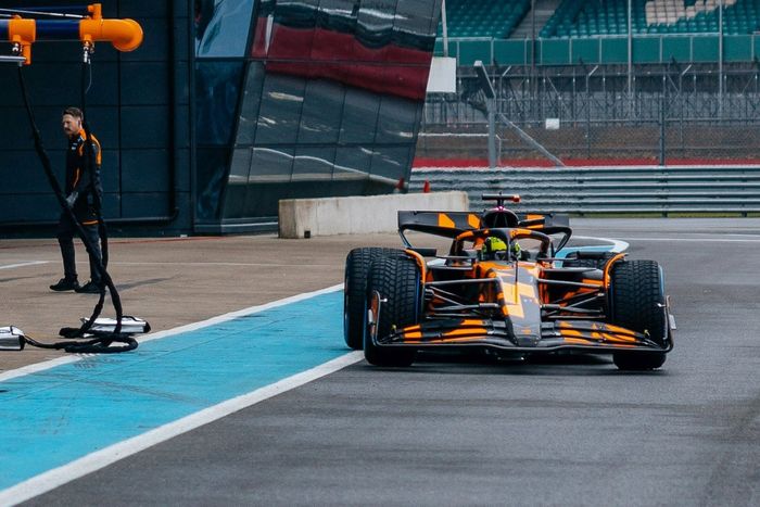 F1の車 Amazon.co.jp: HTLNUZD F1 フォーミュラ レースカー ブロック