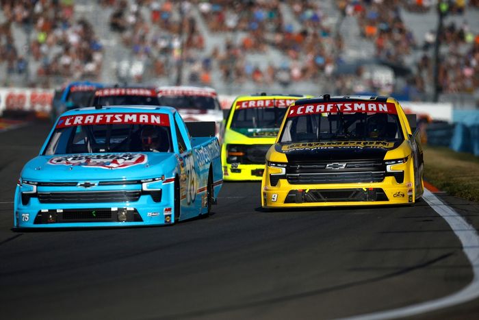 Parker Kligerman, Henderson Motorsports Chevrolet, Grant Enfinger, CR7 Motorsports Chevrolet