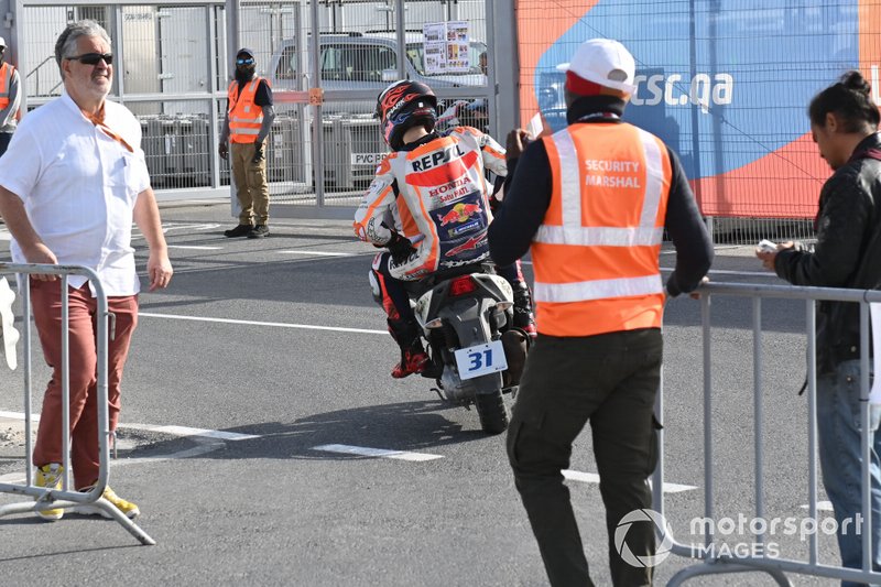 Jorge Lorenzo, Repsol Honda Team, dopo la caduta