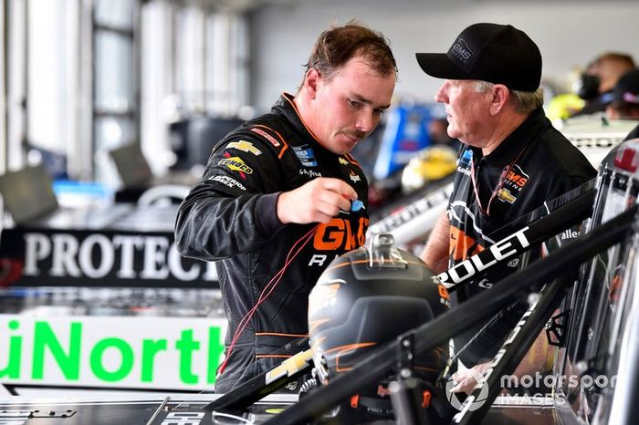  Brett Moffitt, GMS Racing, Chevrolet Silverado Junior Johnson Midnight Moon Moonshine