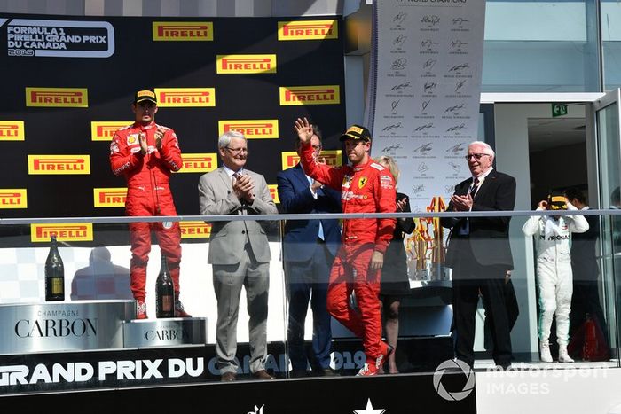 Podio: segundo lugar Sebastian Vettel, Ferrari