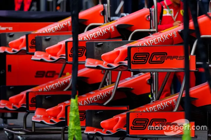 Detalle del alerón delantero Ferrari SF90
