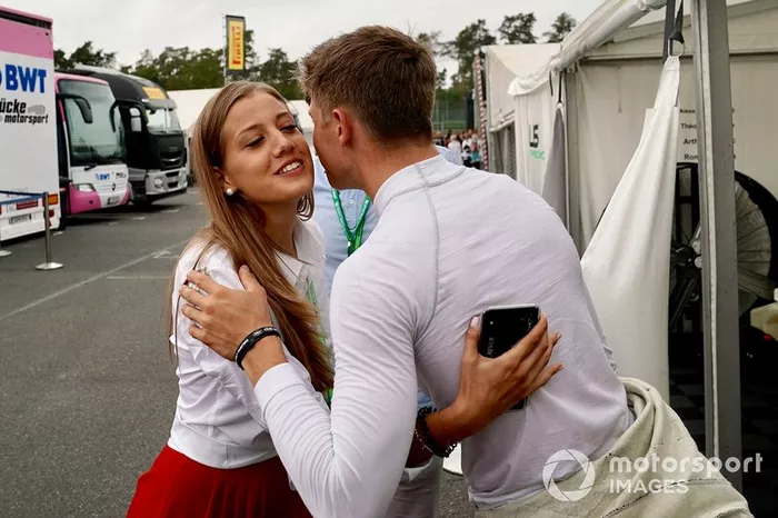 Giada Gianni, novia de Charles Leclerc y del piloto de F4 Sauber Junior Team Arthur Leclerc
