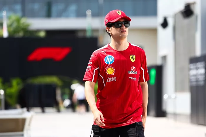 Zhou Guanyu, Ferrari