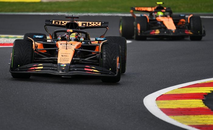 Lando Norris, McLaren, Oscar Piastri, McLaren