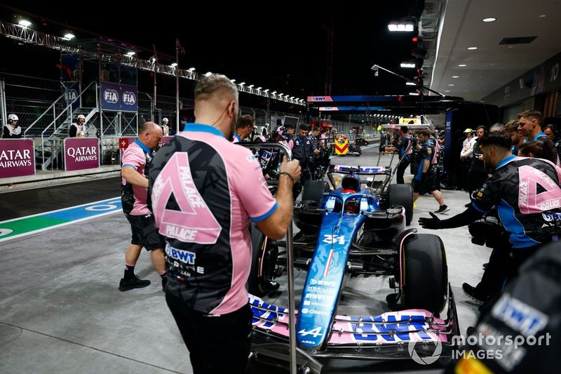 Fotogallery F1 | La travagliata prima notte del Circus a Las Vegas