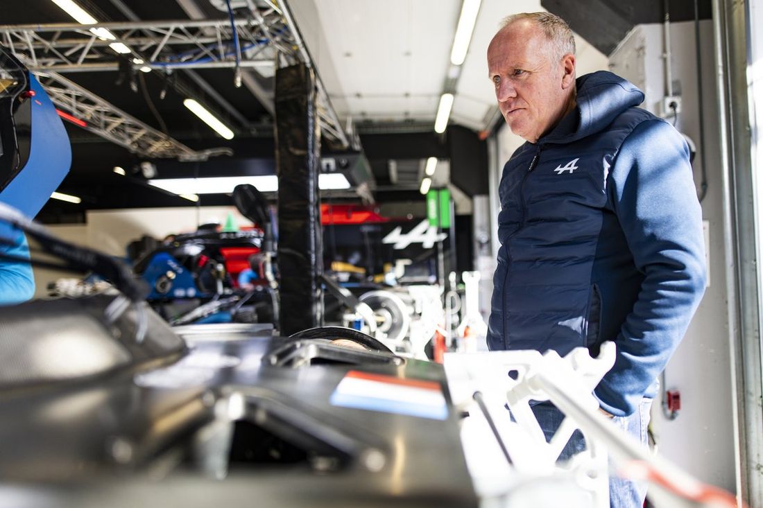 Philippe Sinault, Director del equipo Alpine