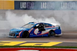 Race winner Kyle Larson, Hendrick Motorsports, Chevrolet Camaro