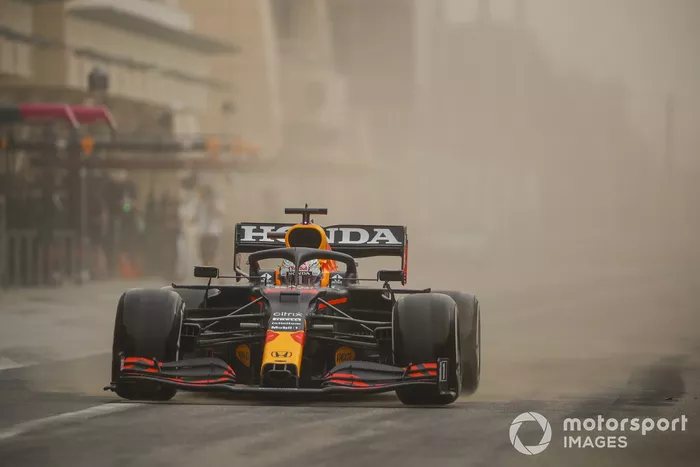 Max Verstappen, Red Bull Racing RB16B 