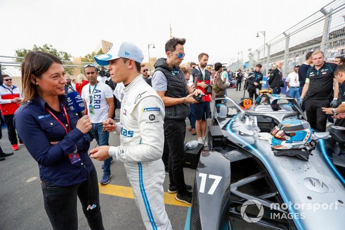 Nyck De Vries, Mercedes Benz EQ, EQ Silver Arrow 01, talks to the press 