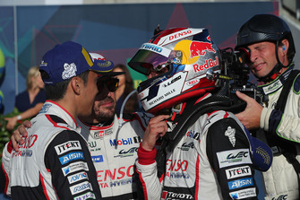 Race winner #8 Toyota Gazoo Racing Toyota TS050: Sebastien Buemi, Kazuki Nakajima, Fernando Alonso