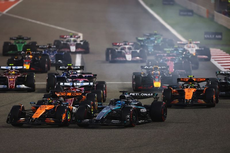 Oscar Piastri, McLaren, George Russell, Mercedes