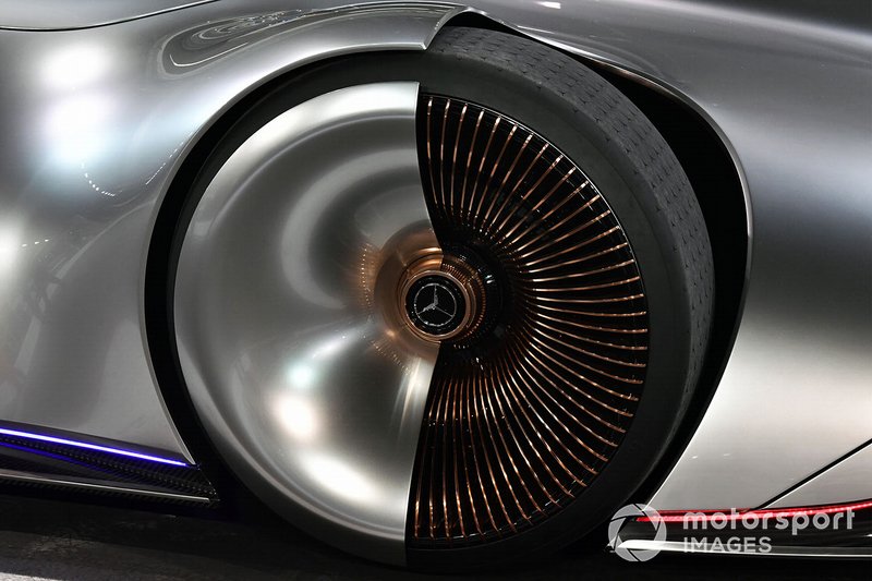 Mercedes-Benz EQ Silver Arrow concept