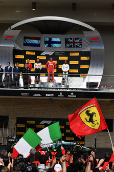 (L to R): Max Verstappen, Red Bull Racing, Kimi Raikkonen, Ferrari and Lewis Hamilton, Mercedes AMG F1 on the podium
