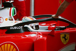 Sebastian Vettel, Ferrari SF16-H mit Halo-Cockpit-Cover