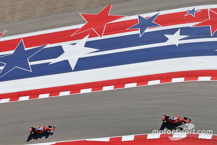 Kimi Raikkonen, Ferrari SF16-H y Sebastian Vettel, Ferrari SF16-H