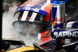 Даниил Квят, Scuderia Toro Rosso STR11