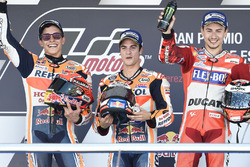 Подиум: победитель Дани Педроса, Repsol Honda Team, второе место – Марк Маркес, Repsol Honda Team, т