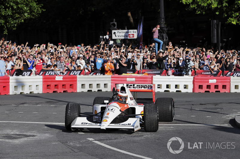 Stoffel Vandoorne, McLaren, drives a 1991 McLaren MP4/6