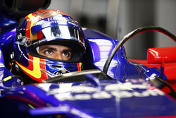 Карлос Сайнс-мл., Scuderia Toro Rosso STR12