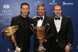 Sébastien Ogier, campeón del WRC, Fritz Enzinger, Vicepresidente LMP1 Porsche equipo, Andreas Seidl,