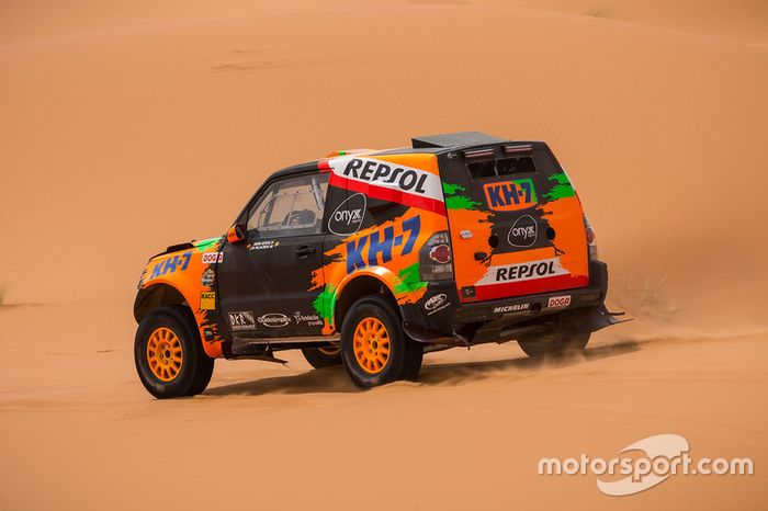 Isidre Esteve, J.M. Villalobos, KH-7 Rally Team