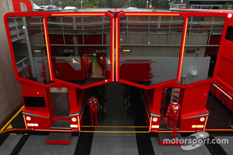 Моторхоум Ferrari