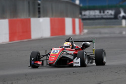 Callum Ilott, Prema Powerteam, Dallara F317 Mercedes-Benz