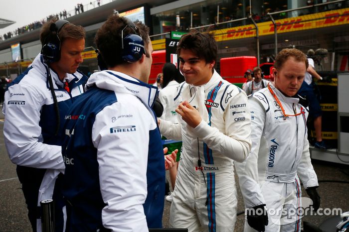 Lance Stroll, Williams, en la parrilla