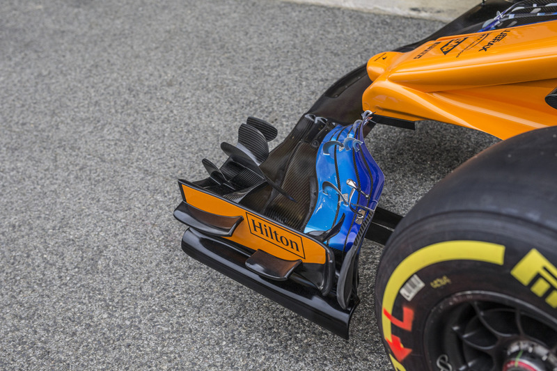 McLaren MCL33 nose and front wing detail