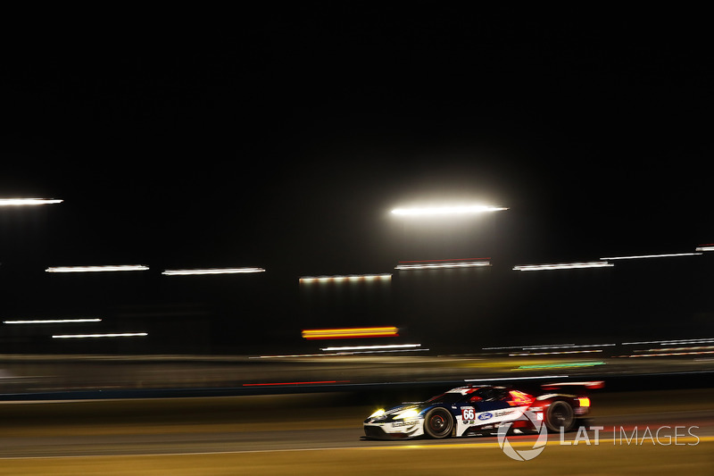 22.- #66 Chip Ganassi Racing Ford GT, GTLM: Dirk Müller, Joey Hand, Sébastien Bourdais