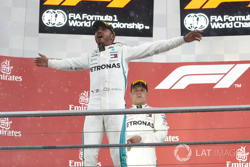 Podium: Race winner Lewis Hamilton, Mercedes AMG F1, second place Valtteri Bottas, Mercedes AMG F1