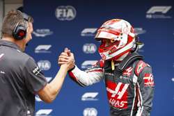Kevin Magnussen, Haas F1 Team, celebrates after qualifying with a team member