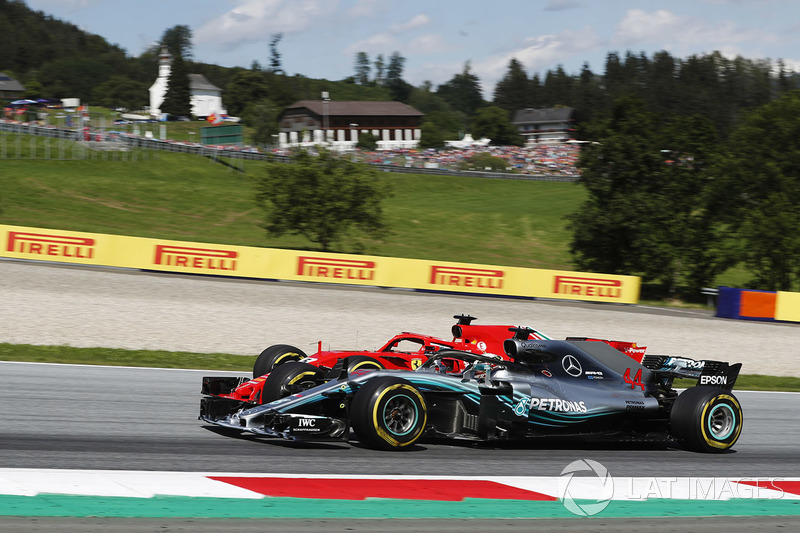 Sebastian Vettel, Ferrari SF71H, lutte contre Lewis Hamilton, Mercedes AMG F1 W09