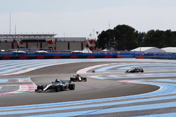 Lewis Hamilton, Mercedes AMG F1 W09, leads Max Verstappen, Red Bull Racing RB14, and Carlos Sainz Jr., Renault Sport F1 Team R.S. 18