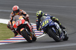 Marc Marquez, Repsol Honda Team, Valentino Rossi, Yamaha Factory Racing crash