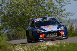 Thierry Neuville, Nicolas Gilsoul, Hyundai i20 WRC, Hyundai Motorsport