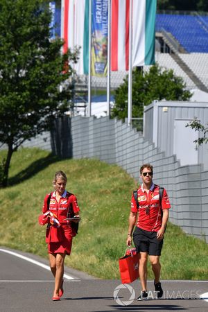 Sebastian Vettel, Ferrari, Britta Roeske
