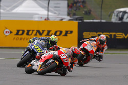 Марк Маркес, Repsol Honda Team, и Валентино Росси, Yamaha Factory Racing