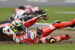 Choque de Andrea Iannone, Ducati Team
