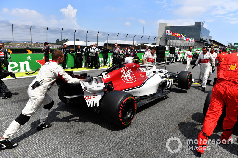 Charles Leclerc, Alfa Romeo Sauber C37 sur la grille