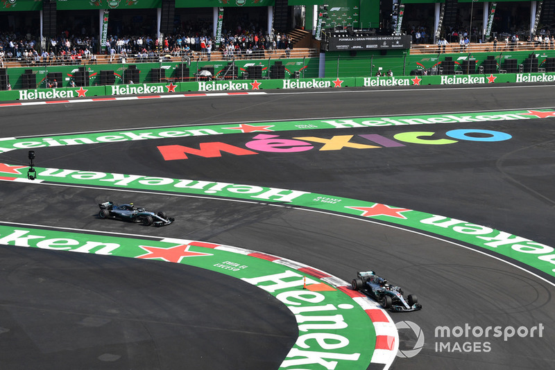 Lewis Hamilton, Mercedes-AMG F1 W09 EQ Power+ et Valtteri Bottas, Mercedes-AMG F1 W09 EQ Power+