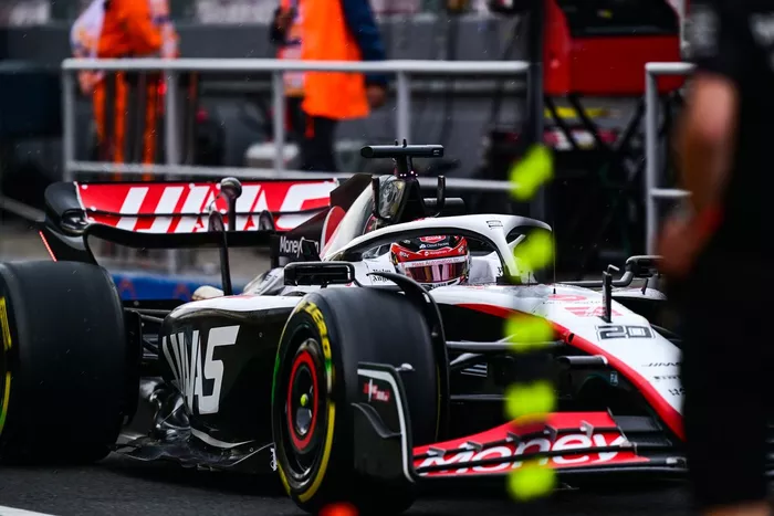 Kevin Magnussen, Haas VF-23