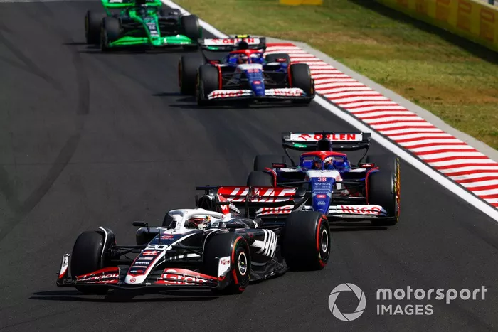 Kevin Magnussen, Haas VF-24, Daniel Ricciardo, RB F1 Team VCARB 01, Yuki Tsunoda, RB F1 Team VCARB 01