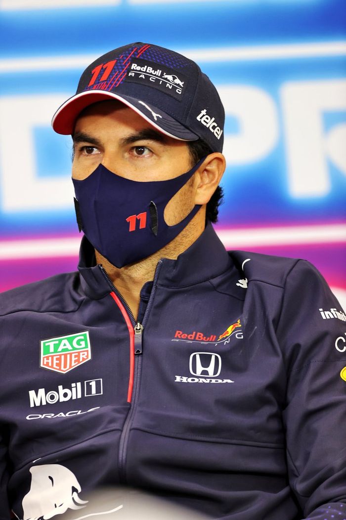 Sergio Pérez, Red Bull Racing, en la conferencia de prensa